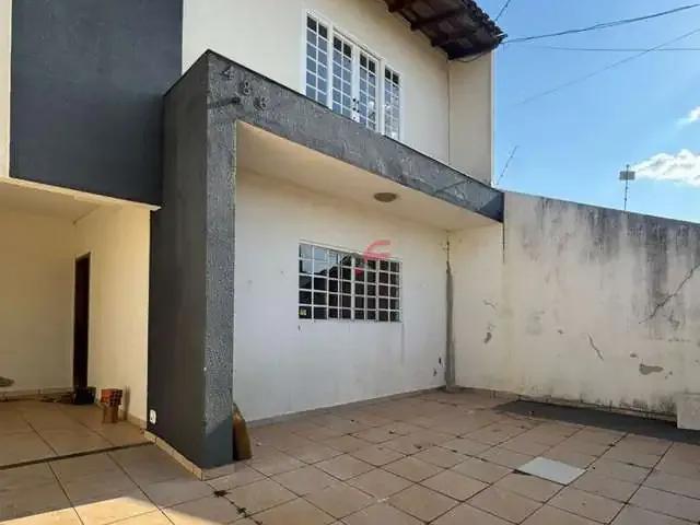 Casa venda em Região Geográfica Imediata de Londrina, Londrina