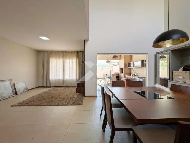 Casa venda em Região Geográfica Imediata de Londrina, Londrina