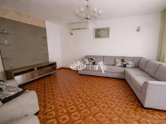 Casa venda em Região Geográfica Imediata de Londrina, Londrina