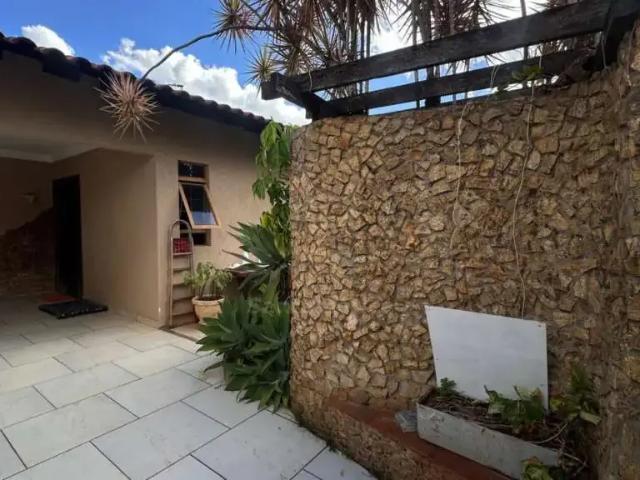 Casa venda em Região Geográfica Imediata de Londrina, Londrina