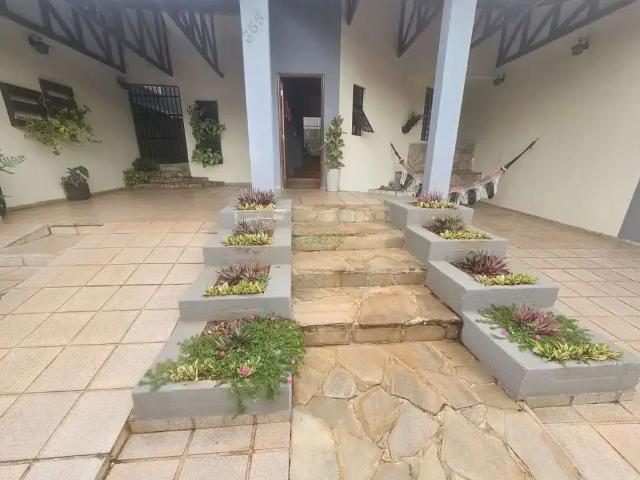 Casa venda em Região Geográfica Imediata de Londrina, Londrina