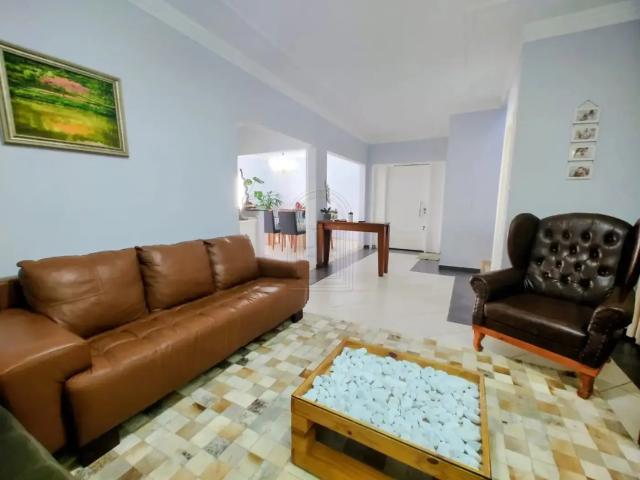 Casa venda em Tucanos, Londrina