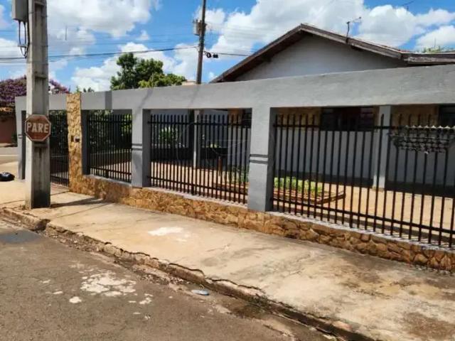Casa venda em Região Geográfica Imediata de Londrina, Londrina