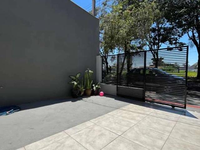 Casa venda em Região Geográfica Imediata de Londrina, Londrina