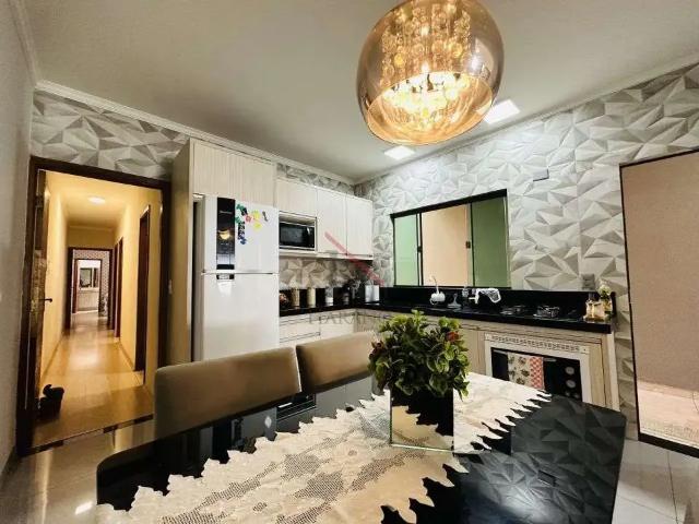 Casa venda em Região Geográfica Imediata de Londrina, Londrina