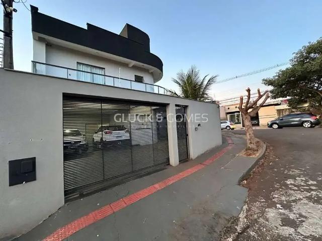 Casa venda em Região Geográfica Imediata de Londrina, Londrina