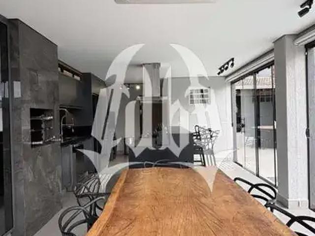 Casa venda em Região Geográfica Imediata de Londrina, Londrina
