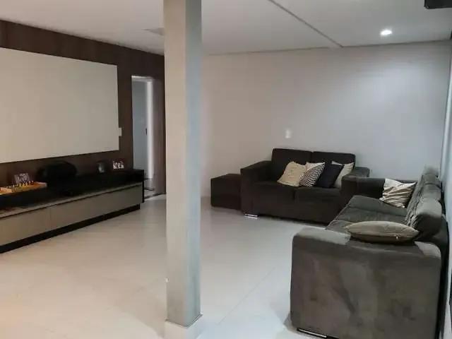 Casa venda em Região Geográfica Imediata de Londrina, Londrina