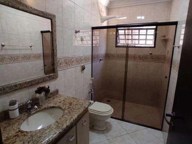 Casa venda em Região Geográfica Imediata de Londrina, Londrina