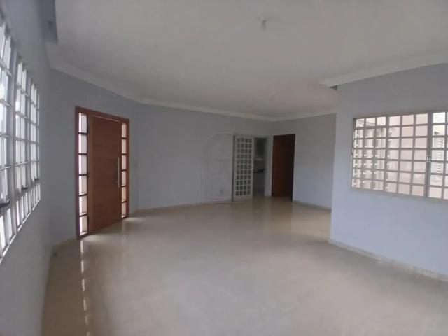 Casa venda em Região Geográfica Imediata de Londrina, Londrina