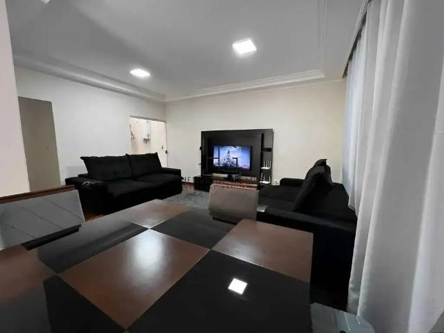 Casa venda em Região Geográfica Imediata de Londrina, Londrina