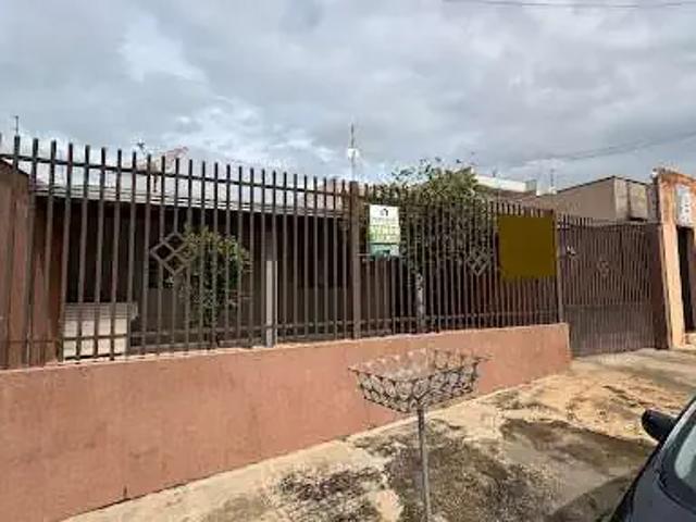 Casa venda em Região Geográfica Imediata de Londrina, Londrina