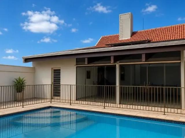 Casa venda em Região Geográfica Imediata de Londrina, Londrina