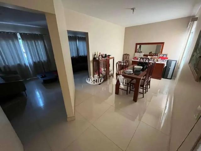 Casa venda em Região Geográfica Imediata de Londrina, Londrina