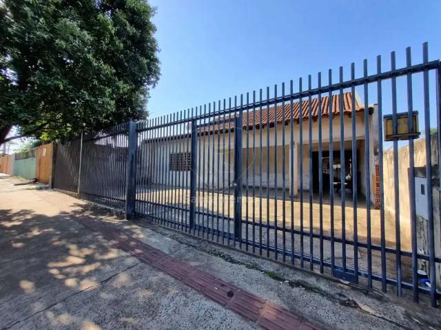 Casa venda em Conjunto Habitacional das Indústrias, Londrina