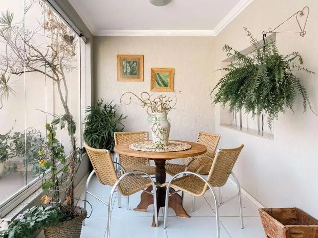 Casa venda em Região Geográfica Imediata de Londrina, Londrina