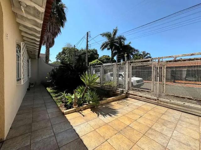 Casa venda em Região Geográfica Imediata de Londrina, Londrina