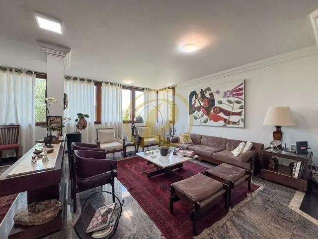 Casa venda em Região Geográfica Imediata de Londrina, Londrina