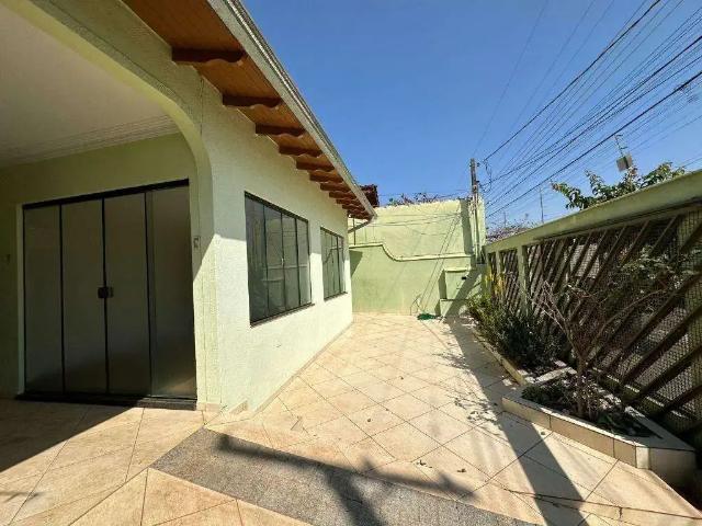 Casa venda em Região Geográfica Imediata de Londrina, Londrina