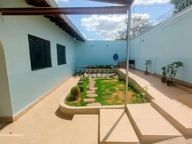 Casa venda em Nova Londrina, Região Geográfica Intermediária de Maringá
