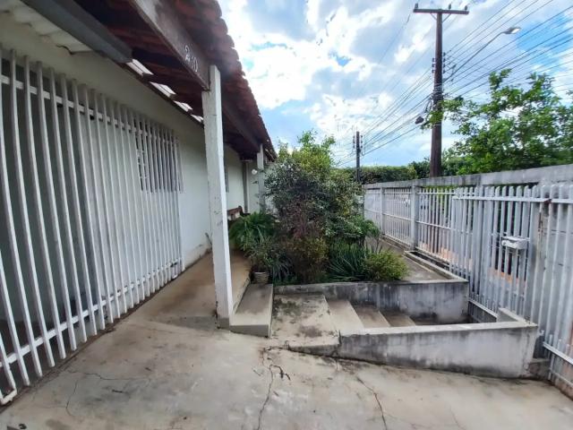 Casa venda em Região Geográfica Imediata de Londrina, Londrina