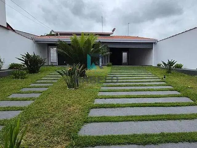 Casa venda em Região Imediata de Guaratinguetá, Região Metropolitana do Vale do Paraíba e Litoral Norte