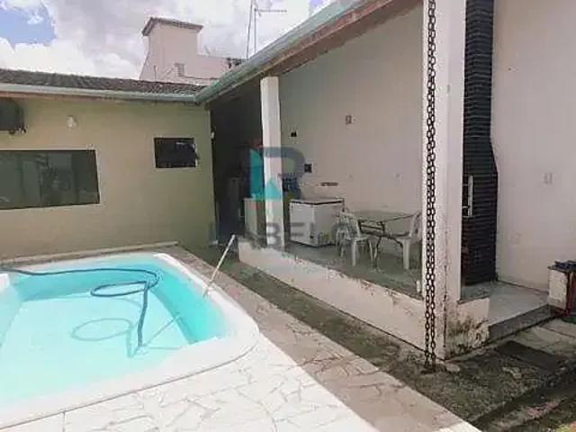 Casa venda em Região Imediata de Guaratinguetá, Região Metropolitana do Vale do Paraíba e Litoral Norte