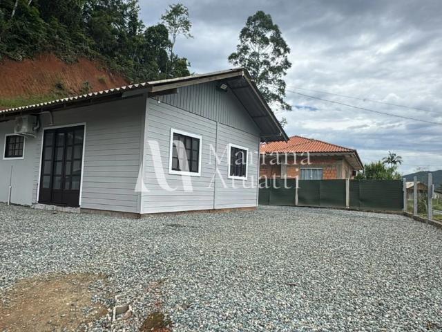 Casa venda em Luiz Alves, Região Geográfica Intermediária de Blumenau
