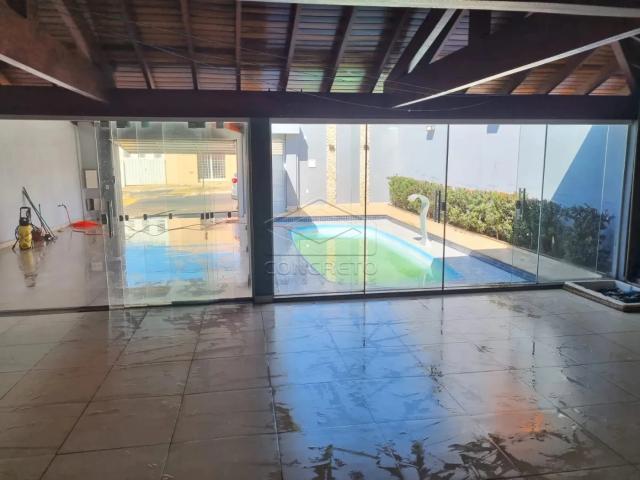 Casa venda em Macatuba, Região Geográfica Intermediária de Bauru