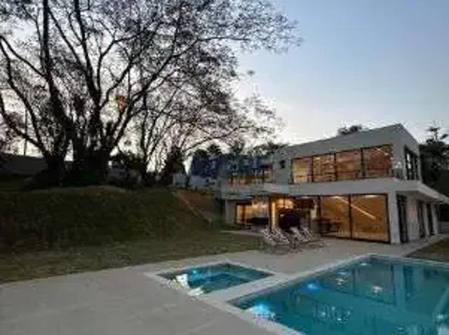 Casa venda em Mairinque