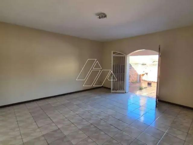 Casa venda em Região Imediata de Marília, Marília