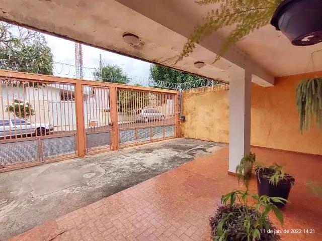 Casa venda em Região Imediata de Marília, Marília