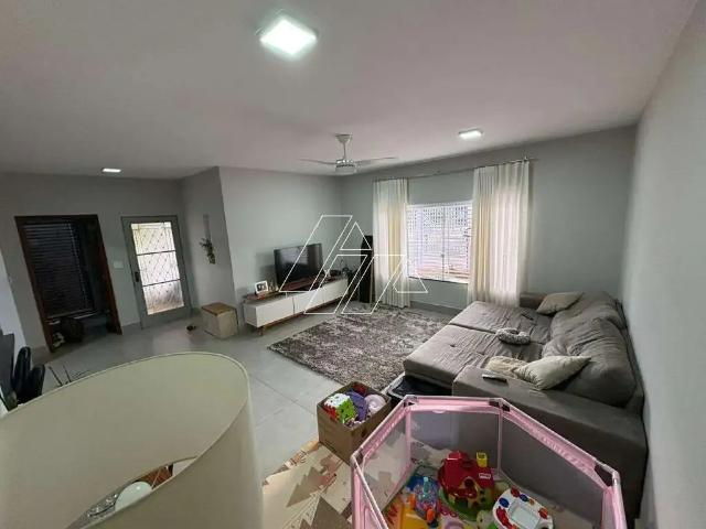 Casa venda em Região Imediata de Marília, Marília