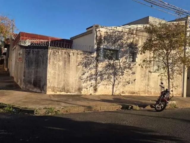 Casa venda em Região Imediata de Marília, Marília