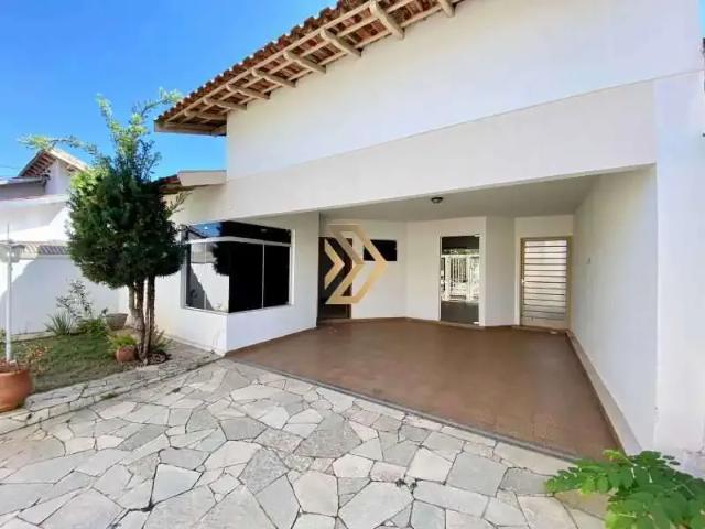 Casa venda em Região Imediata de Marília, Marília