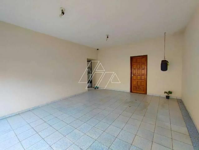 Casa venda em Região Imediata de Marília, Marília