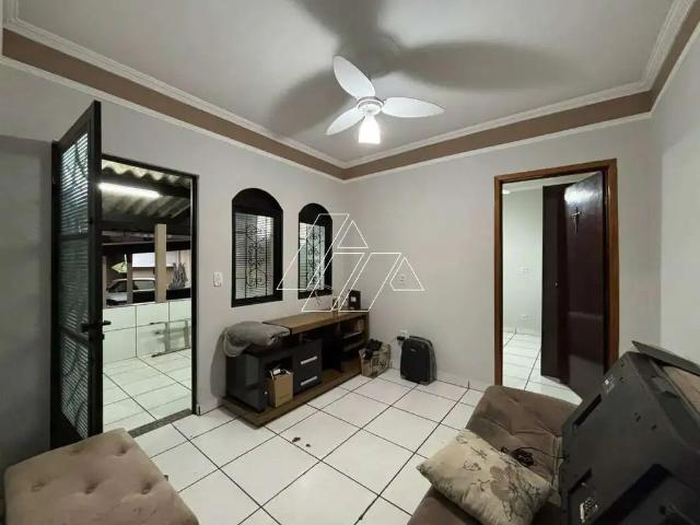 Casa venda em Região Imediata de Marília, Marília
