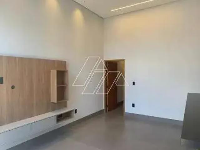 Casa venda em Região Imediata de Marília, Marília