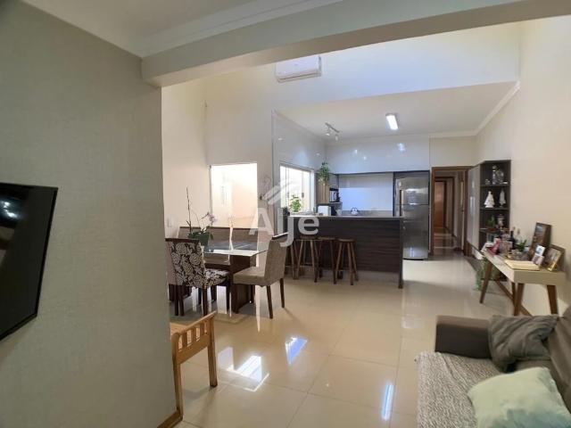 Casa venda em Residencial Girassóis, Marília