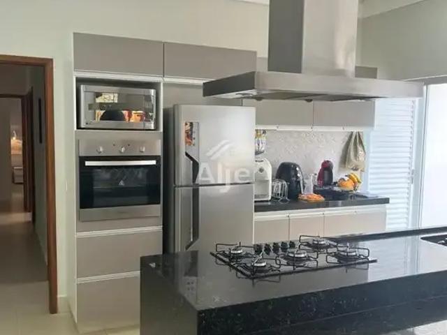 Casa venda em Região Imediata de Marília, Marília