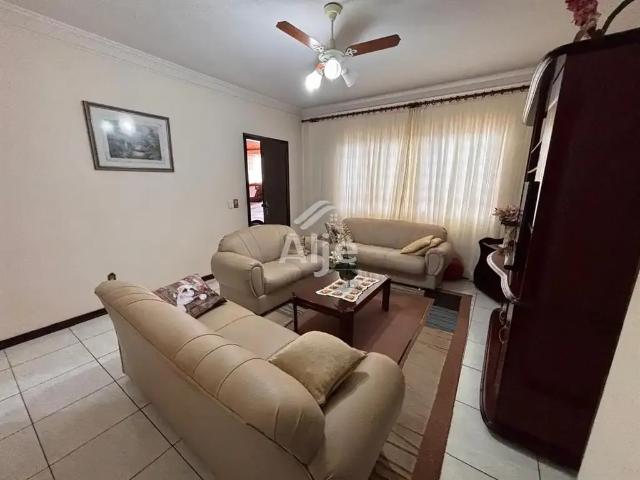 Casa venda em Região Imediata de Marília, Marília