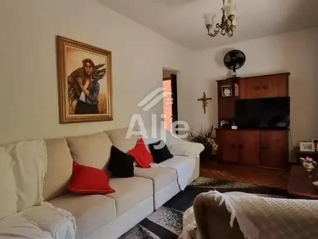 Casa venda em Região Imediata de Marília, Marília