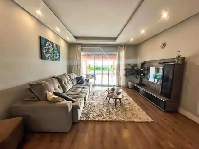 Casa venda em Região Imediata de Marília, Marília