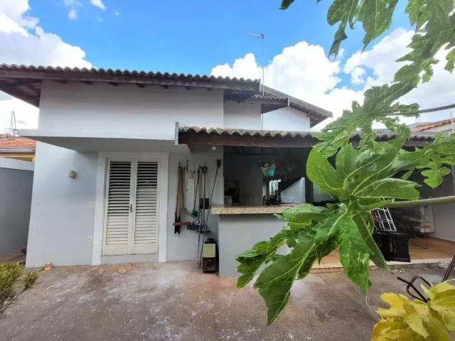 Casa venda em Região Imediata de Marília, Marília