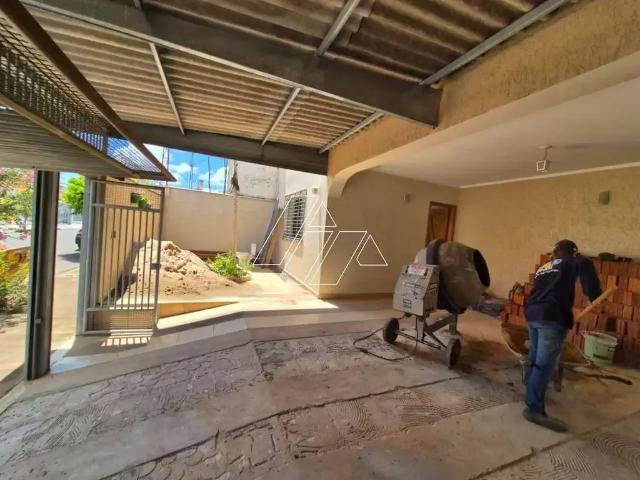 Casa venda em Região Imediata de Marília, Marília