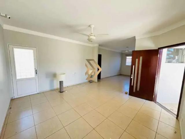 Casa venda em Região Imediata de Marília, Marília