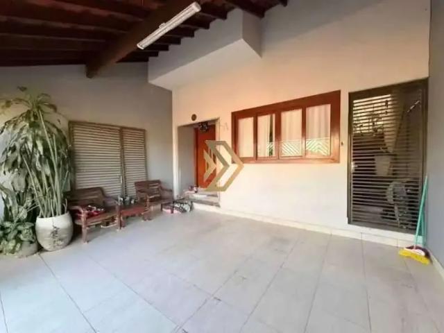 Casa venda em Região Imediata de Marília, Marília