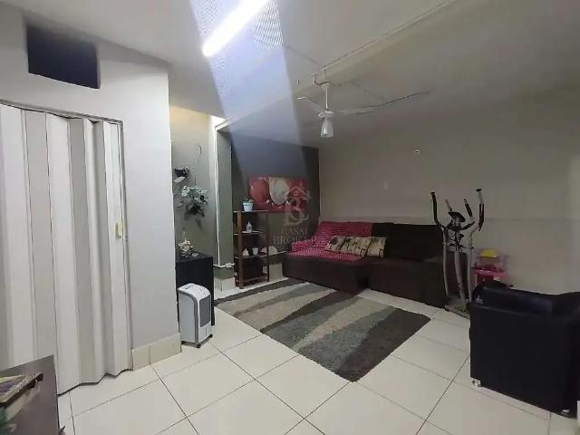 Casa venda em Região Imediata de Marília, Marília