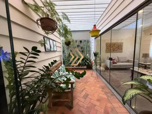 Casa venda em Região Imediata de Marília, Marília