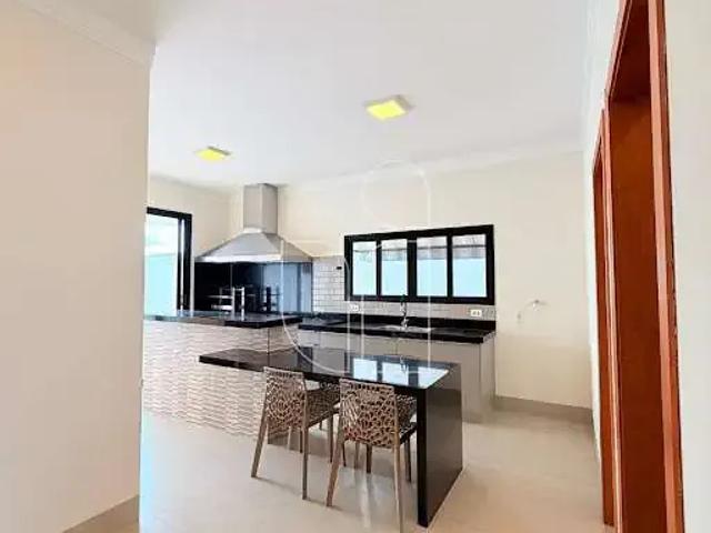 Casa venda em Região Imediata de Marília, Marília